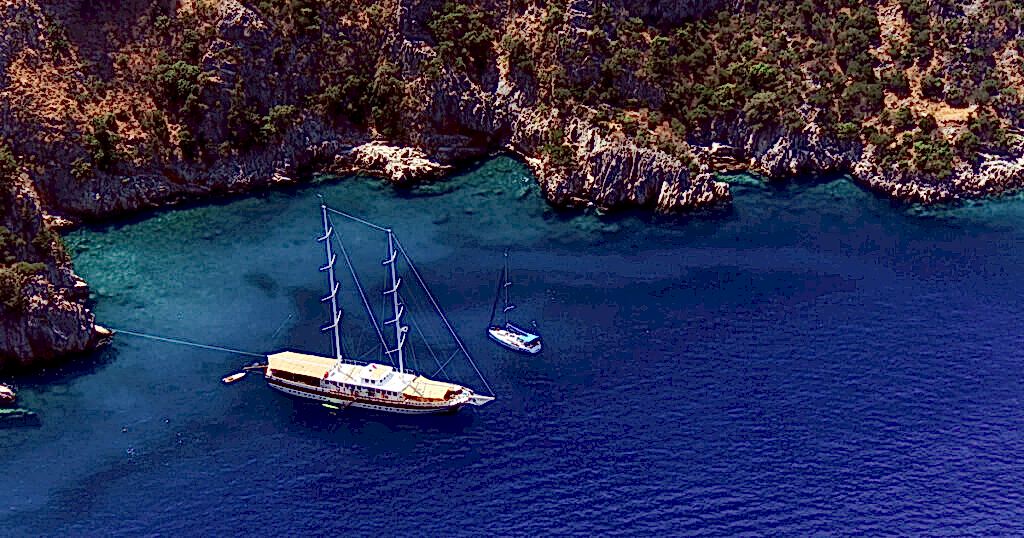 gulet charter skippered