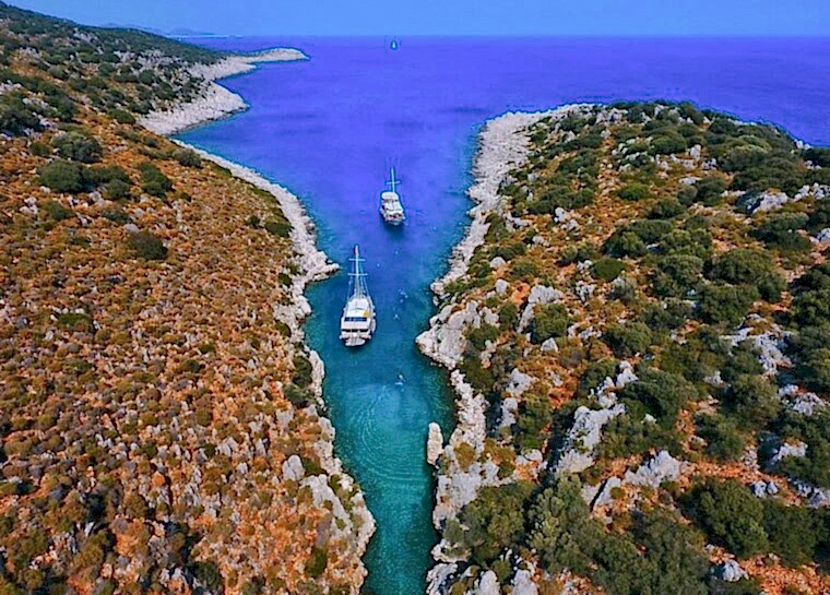 Sailing the Seas of Turkey: Your Ultimate Guide to Skippered Gulet Charters