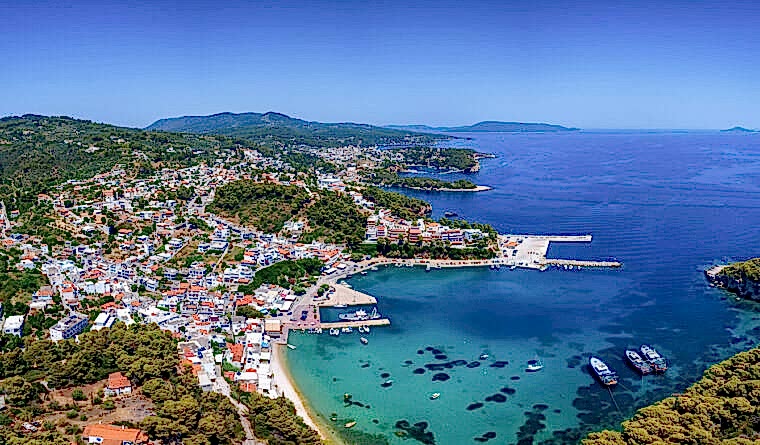 Yacht Charter Alonissos Guide: Discover the Best of the Northern Sporades