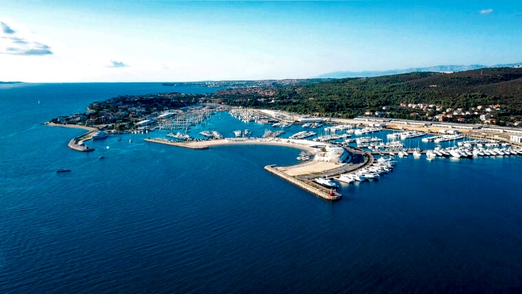 Yacht Charter in Sukošan Guide