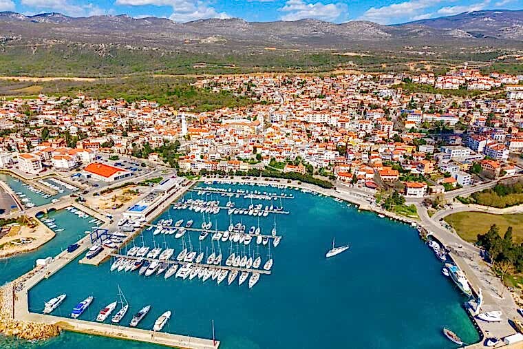 Yacht Charter Novi Vinodolski Guide